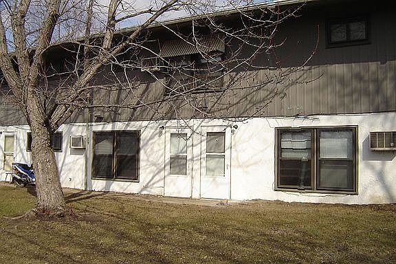 2nd image of 1105 S Blaine Ave