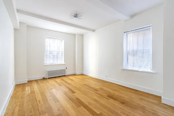 Rented by Brown Harris Stevens | media 25