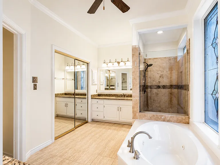 810 Pearl Dr — Photo 10