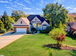 109 Stanridge Ct, Easley, SC 29640