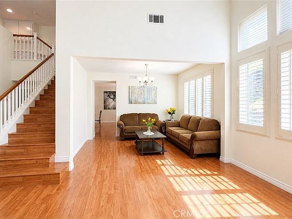 4th image of 4575 Willowbend Ct
