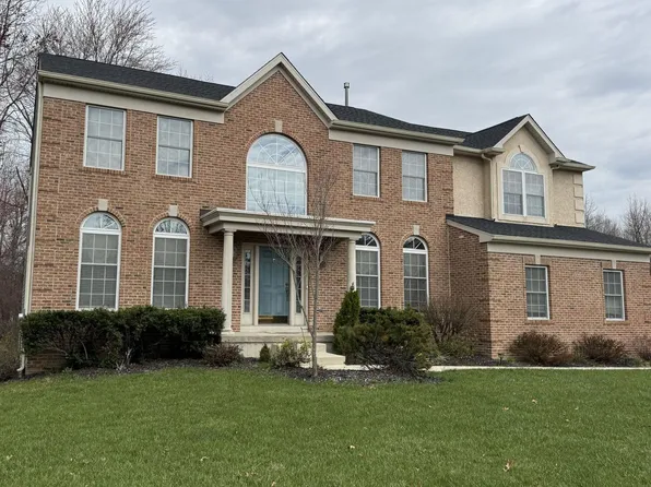 3 Sunflower Cir, Burlington, NJ 08016