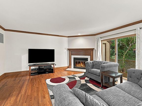 4th image of 125 Whitetail Circle