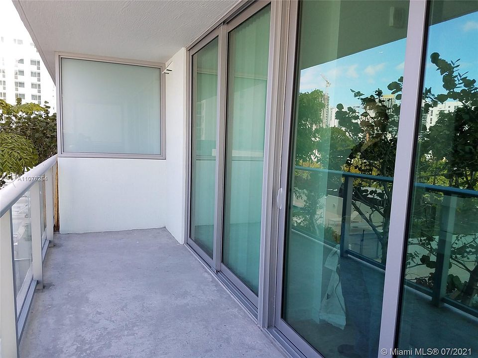 1st image of 1600 SW 1st Ave #Townhouse 1