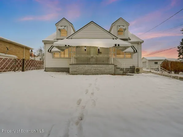 3411 Pittston Ave, Moosic, PA 18507