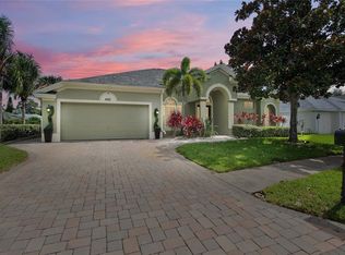 420 Denise St, Tarpon Springs, FL 34689
