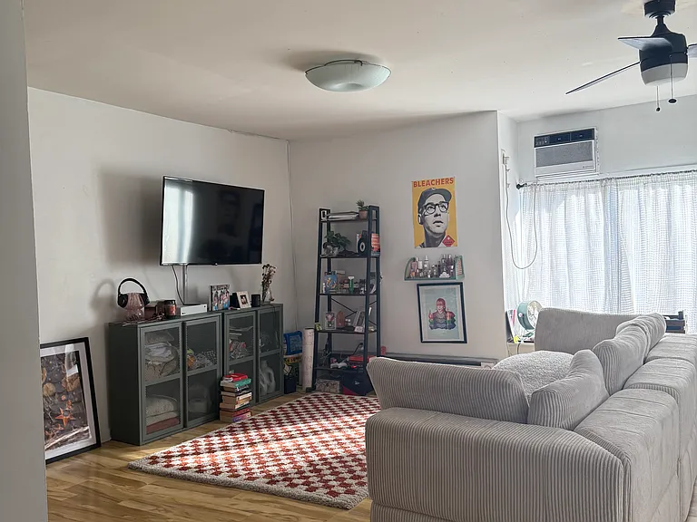 4745 Umbria St #1F — Photo 16