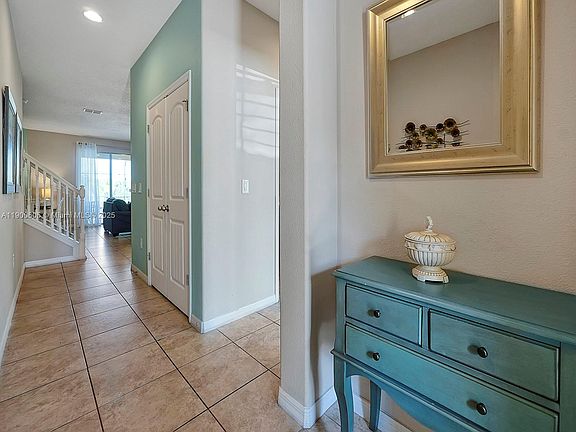4th image of 4635 Terrasonesta Dr