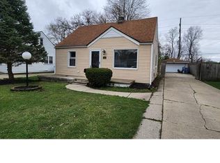 5136 Hazel St, Dearborn Heights, MI 48125