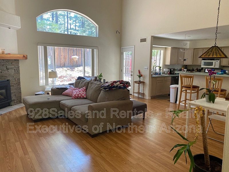 2nd image of 2152 S Linmar Ct