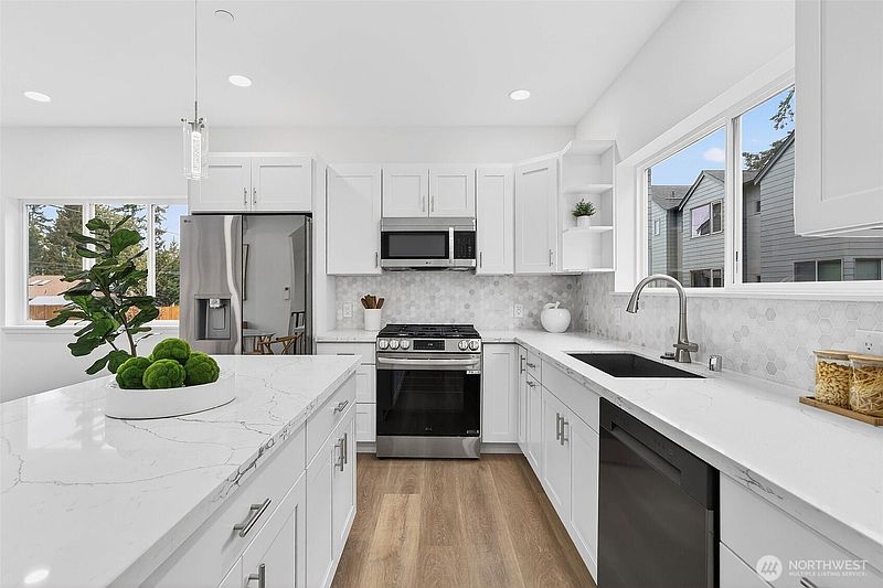 4th image of 221 NE 185th Street #B