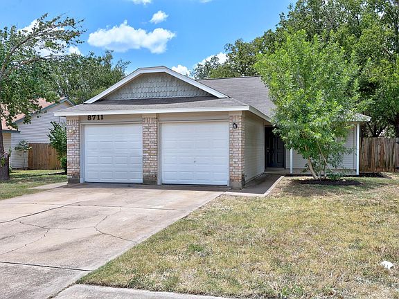 2nd image of 8711 Pineridge Dr