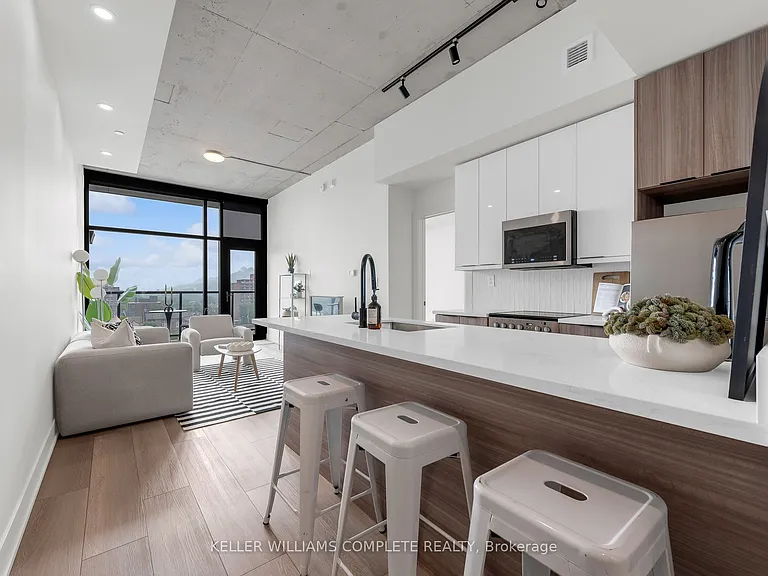 24 Augusta St #709 — Photo 7