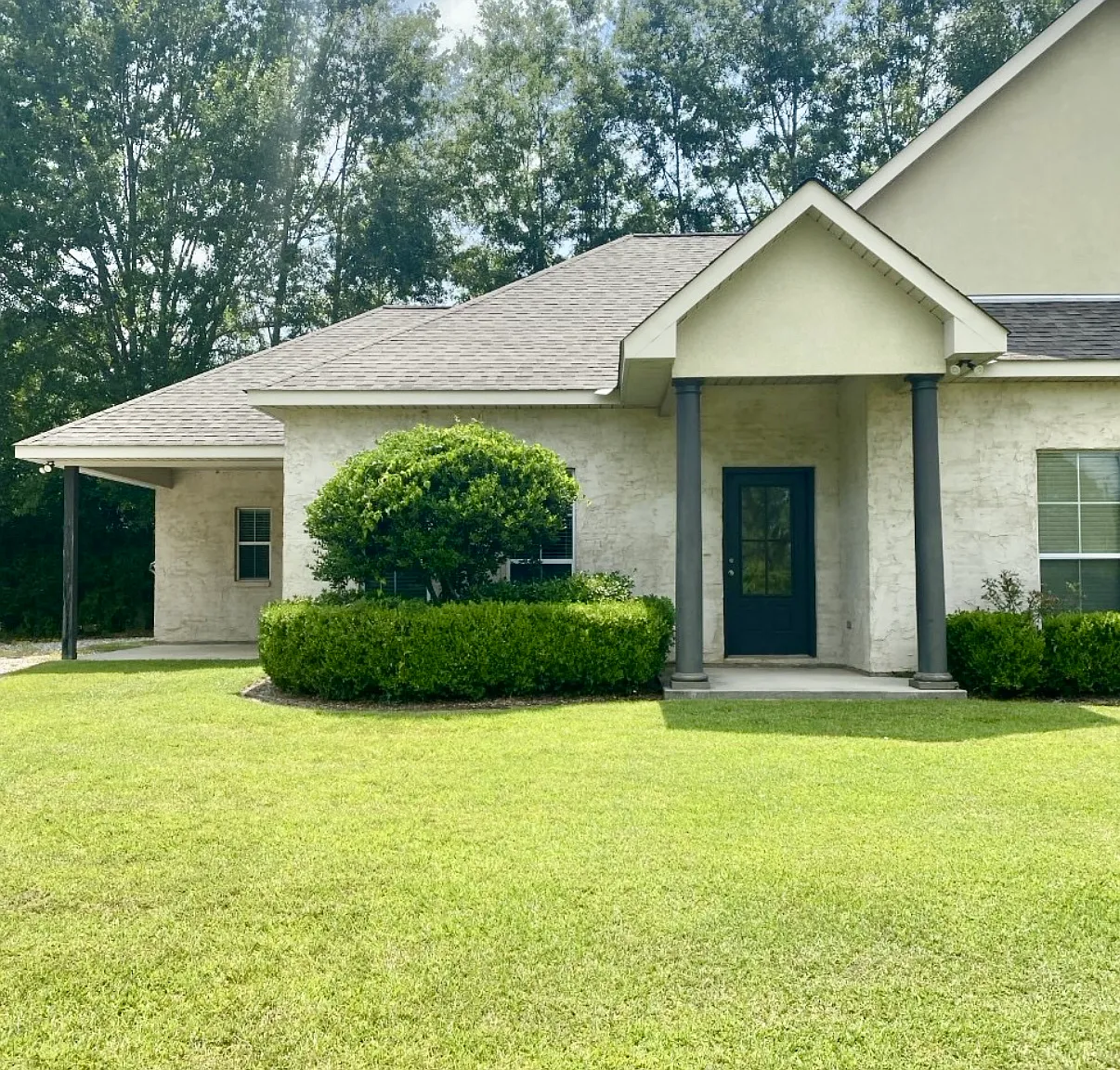 3 bed, 1500 sqft, $1,650 — Photo 1