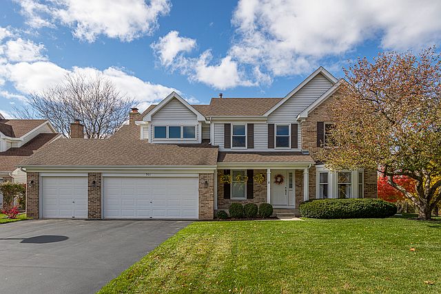 1st image of 901 Fox Chase Ct