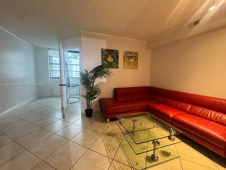 905 Brickell Bay Dr #623 — Photo 9