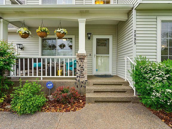 2nd image of 2095 N Palisades Dr