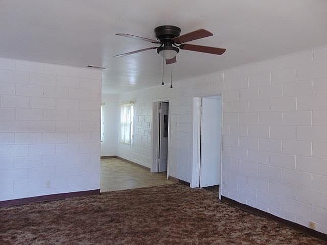 1st image of 133 E Pear St