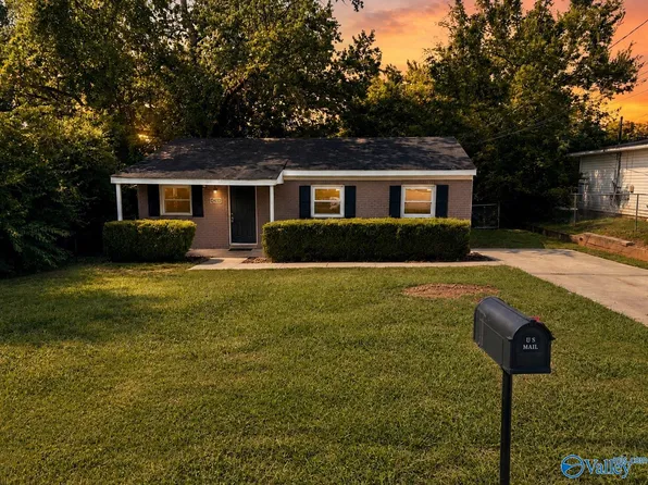 2413 Vining Ave NW, Huntsville, AL 35810