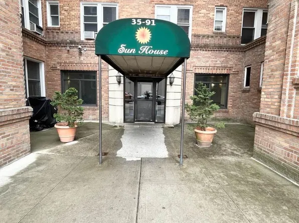 35-91 161st Street #6J, Flushing, NY 11358