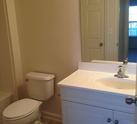 3rd image of 9700 Oakdale Dr APT 405