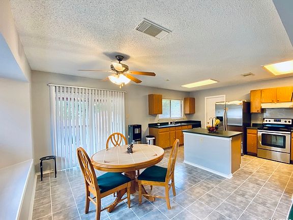 5th image of 4519 Oakfield Way