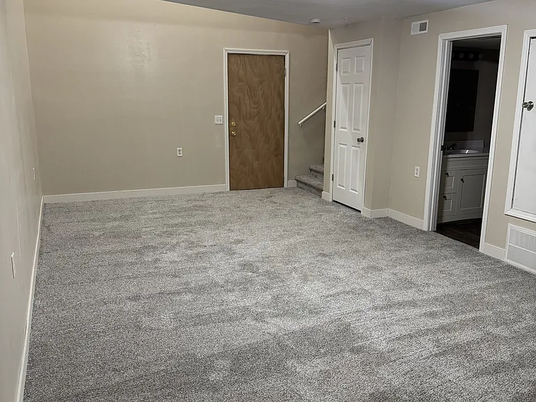 314 Randolph St E #103 — Photo 7