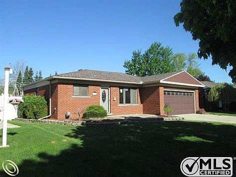261-866278-front3.JPG