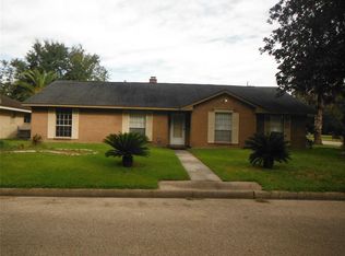 300 Fullen St, Conroe, TX 77301