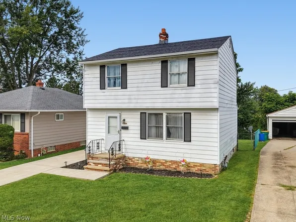 5054 Joseph St, Maple Heights, OH 44137