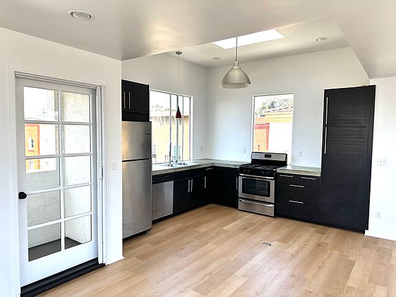 5th image of 1754 National Ave