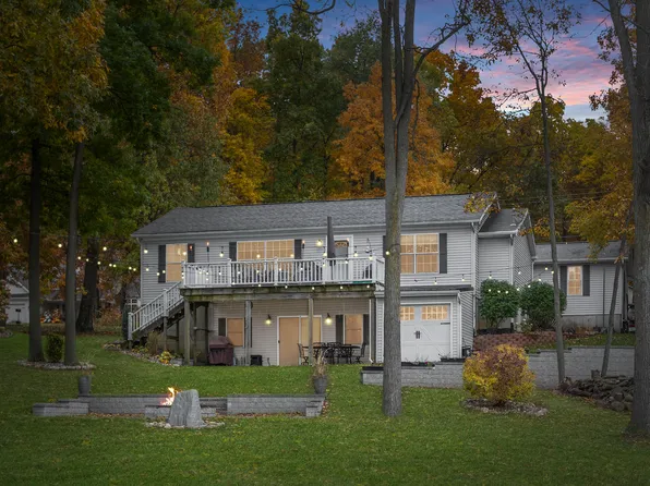 9275 Kingsley Dr, Onsted, MI 49265