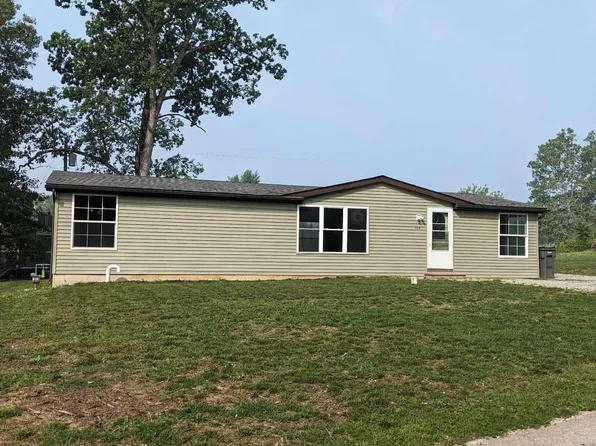 824 S Arbor Vista Dr, North Webster, IN 46555