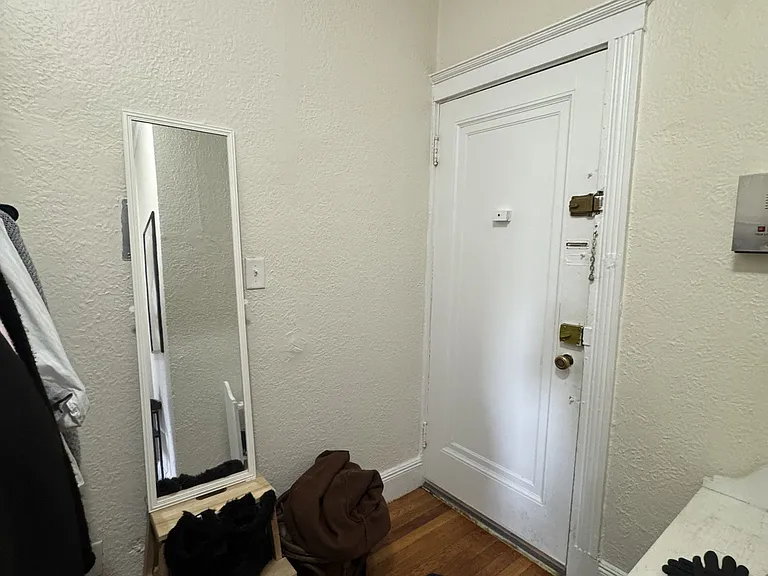 1800 Commonwealth Ave #28 — Photo 3