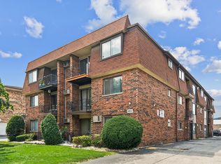 9832 S Nottingham Ave #14, Chicago Ridge, IL 60415