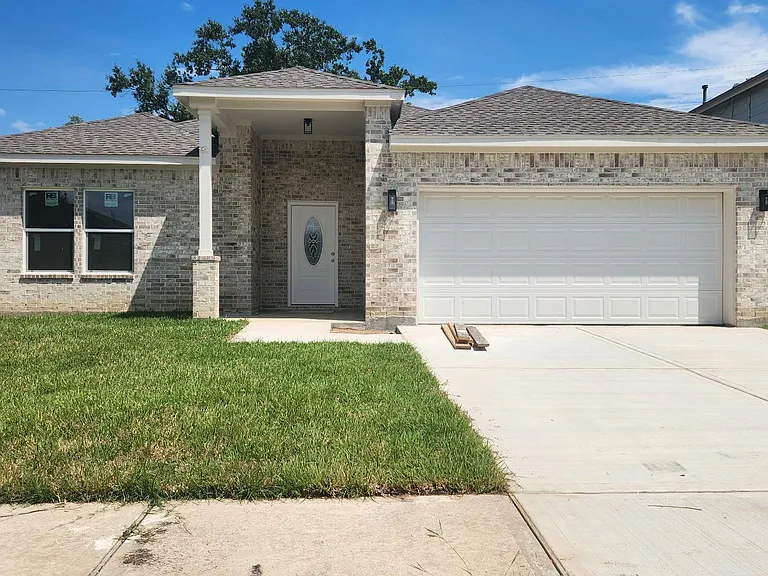 20906 Brannon Hill Ln — Photo 2