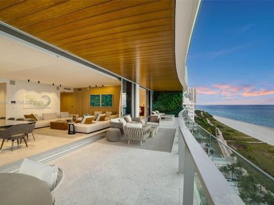 5775 Collins Ave #1501, Miami Beach, FL, 33140