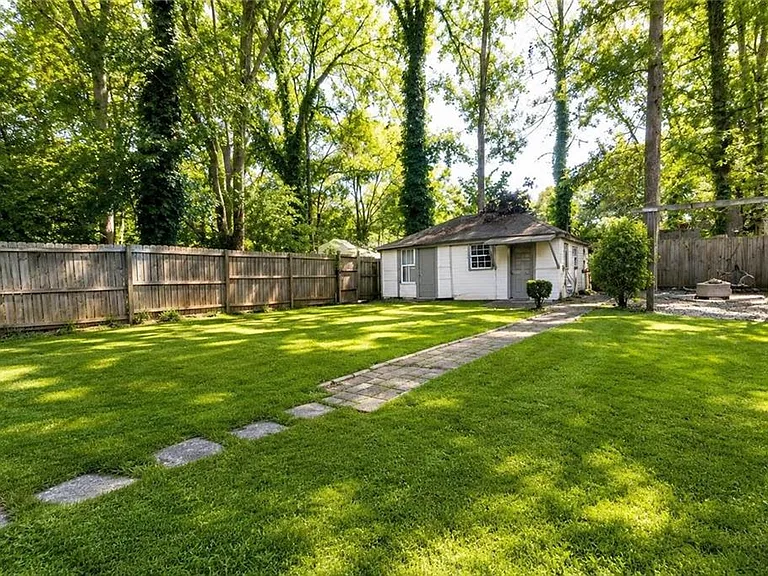 2494 Baker Rd NW — Photo 8