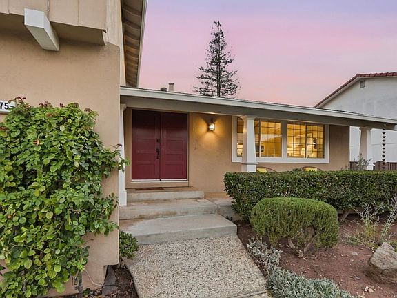 5th image of 7075 Brooktree Way