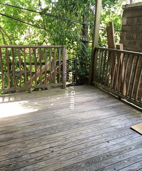 Buckley Ave — Photo 8