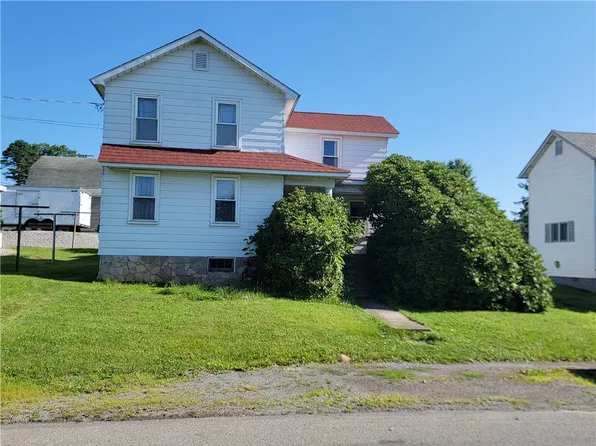 214 Perry St, Punxsutawney, PA 15767