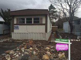 134 Luxury Ln, Reno, NV 89502