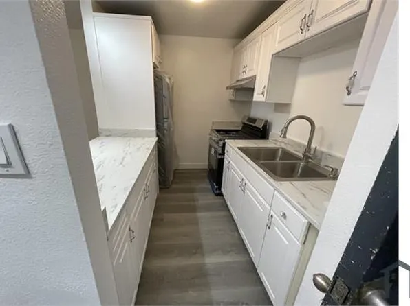3030 Valle Vista Dr APT 13, Los Angeles, CA 90065