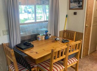 154 Commanche Dr, Shohola, PA 18458