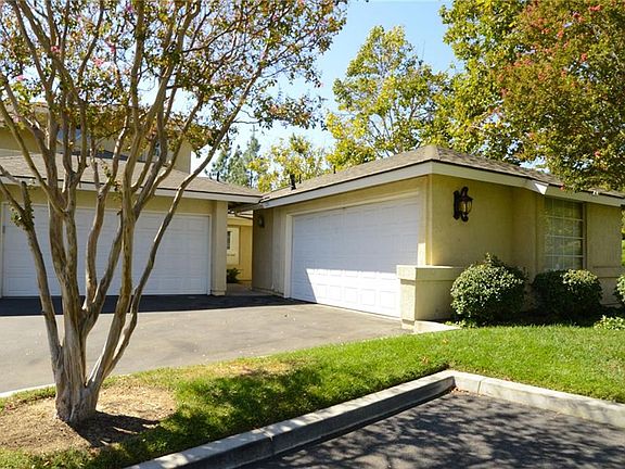 3rd image of 22919 Banyan Pl