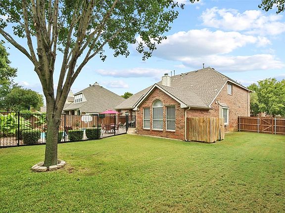 3rd image of 3412 Dwyer Ln