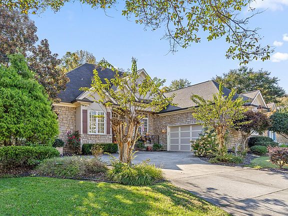 2nd image of 755 Black Creek Dr