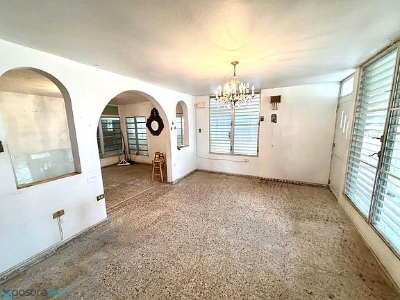 3rd image of 27 San Josa