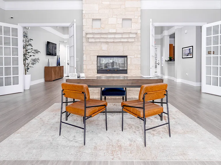 Residences at Salado — Photo 9