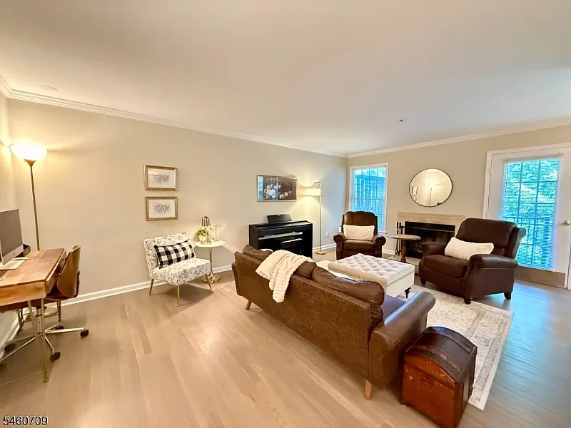 2 bed, 2.0 bath, $3,400 — Photo 4